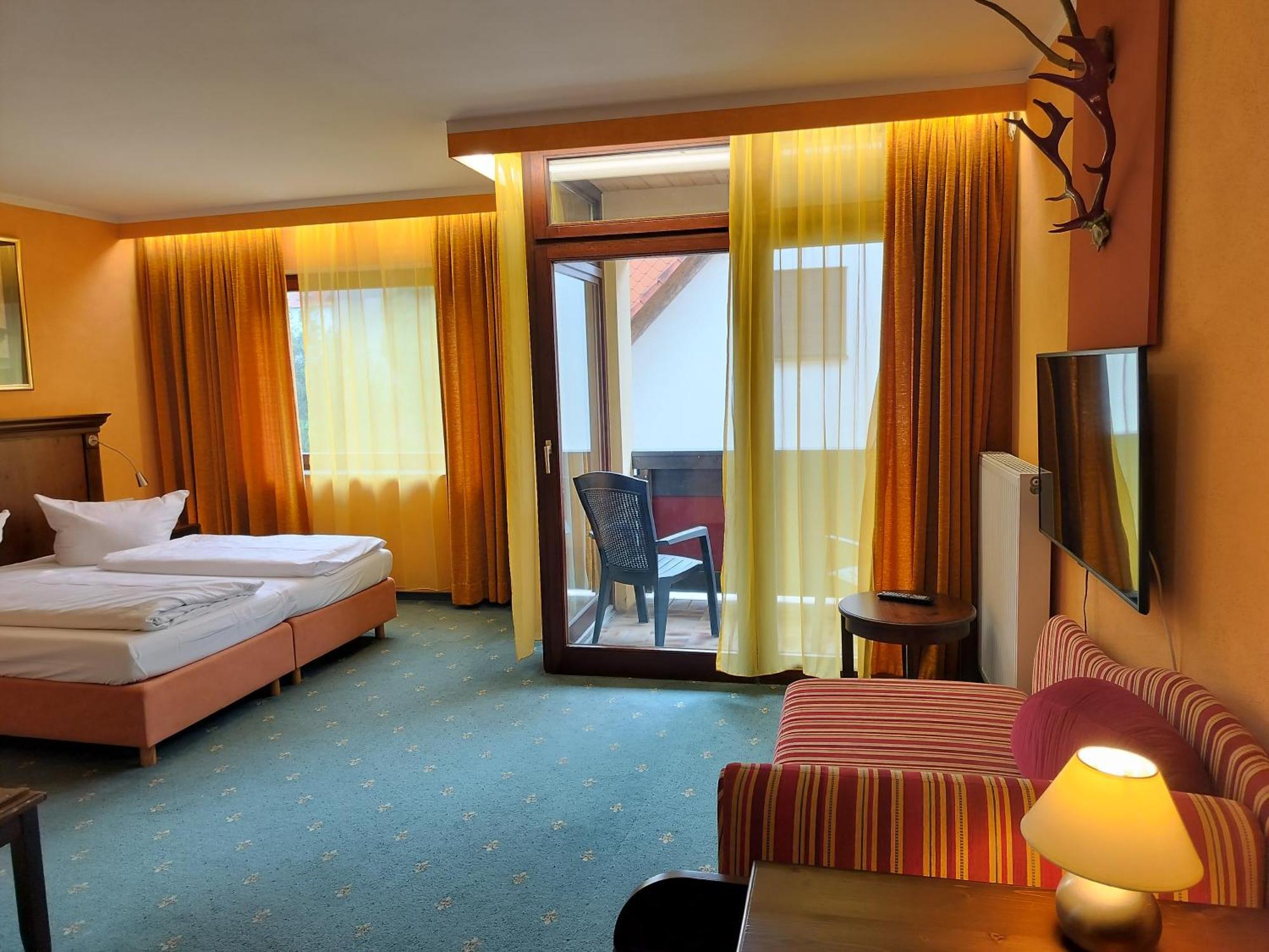 Hotel Hirsch Rothenberg Екстериор снимка