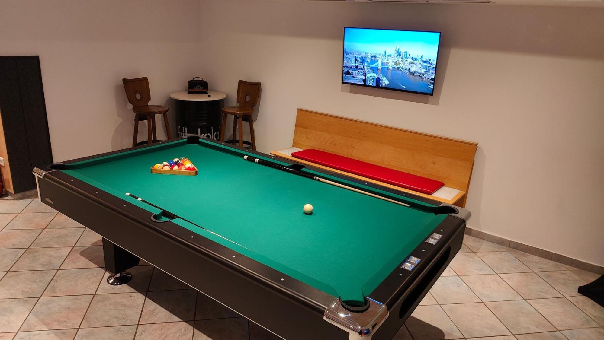 Hotel Hirsch Rothenberg Екстериор снимка