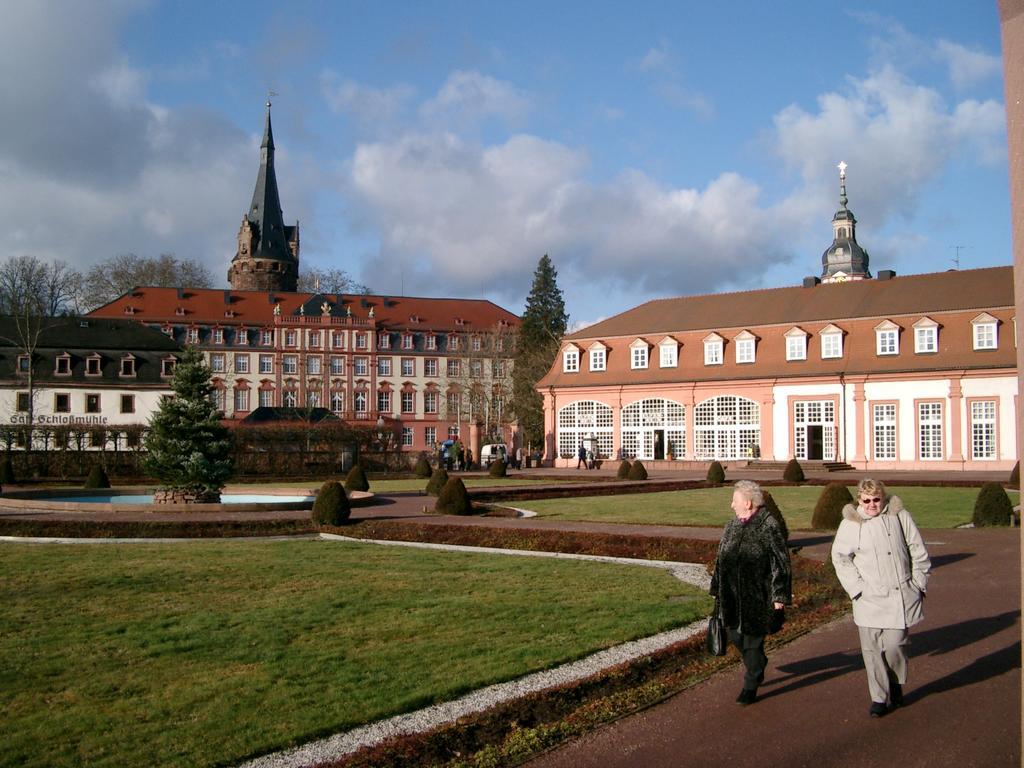 Hotel Hirsch Rothenberg Екстериор снимка